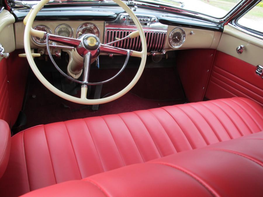 Cadillac Series 62 Convertible Coupe 1947 года  (фото 30 из 32)